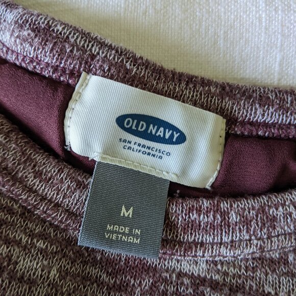 Old Navy burgundy top - Picture 3 of 3